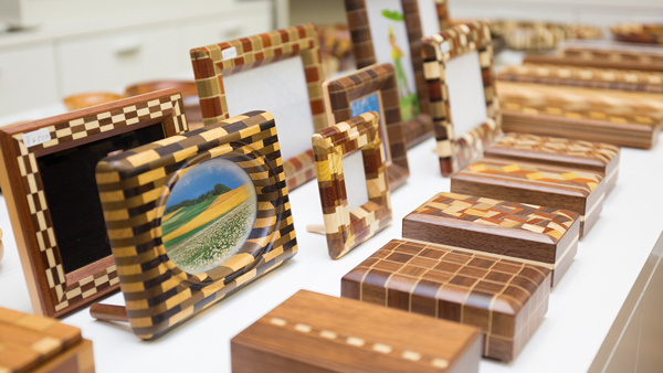 箱根の伝統工芸品、寄木細工を旅のおみやげに！